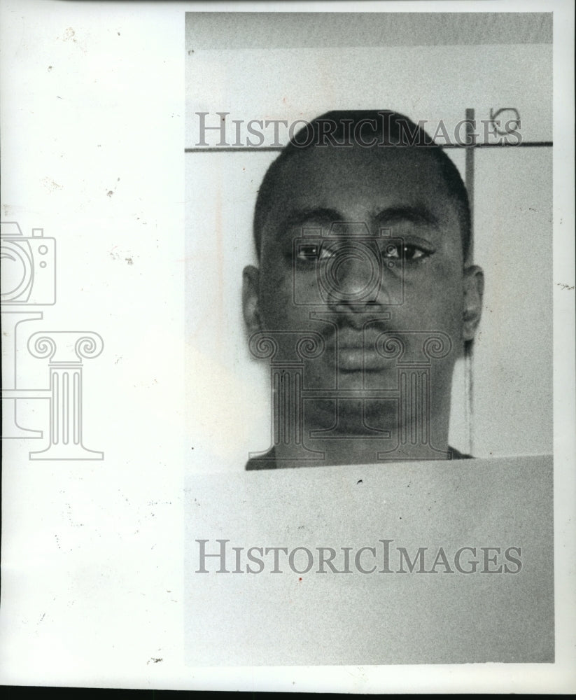 1990 Press Photo Leonard Walker, Member of Brothers of Struggle - mja13591 - Historic Images