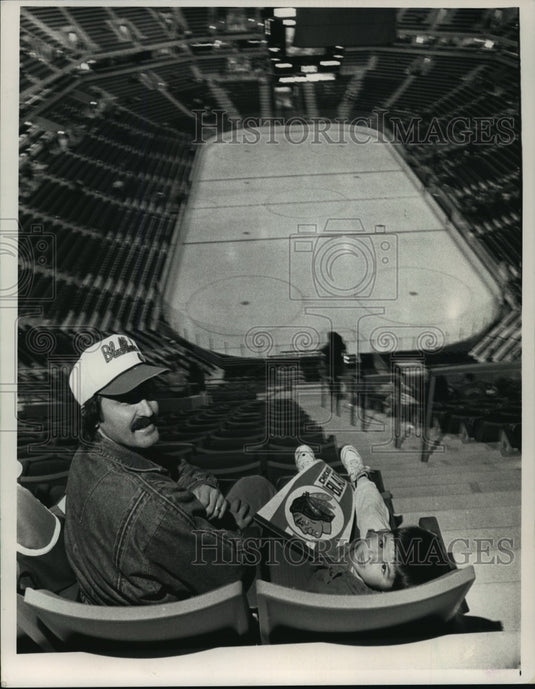 1988 Press Photo Fritz Mathe and his son Dustin - mja13746 - Historic Images
