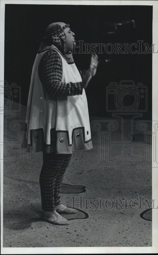1973 Press Photo Art Vestry in "A Funny Thing Happened On the Way to the Forum" - Historic Images