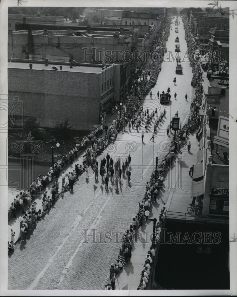 1947 Press Photo Janesville, Trade Fiesta Parade, Wisconsin - mja14468- Historic Images