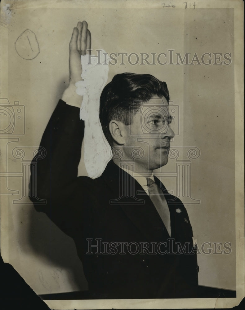 1931 Press Photo Gov Phil LaFollette investigated for bribery - mja14699 - Historic Images