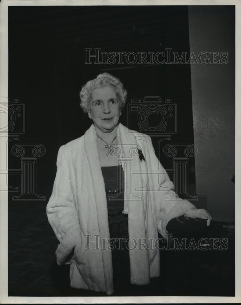 1949 Press Photo Mrs Waldemar Komeier - mja14760-Historic Images