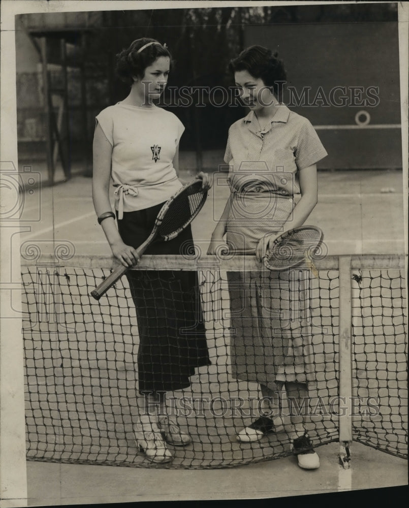 1936 Press Photo Marjorie Rhyan &amp; Patricia Gillen playing tennis - mja14840-Historic Images