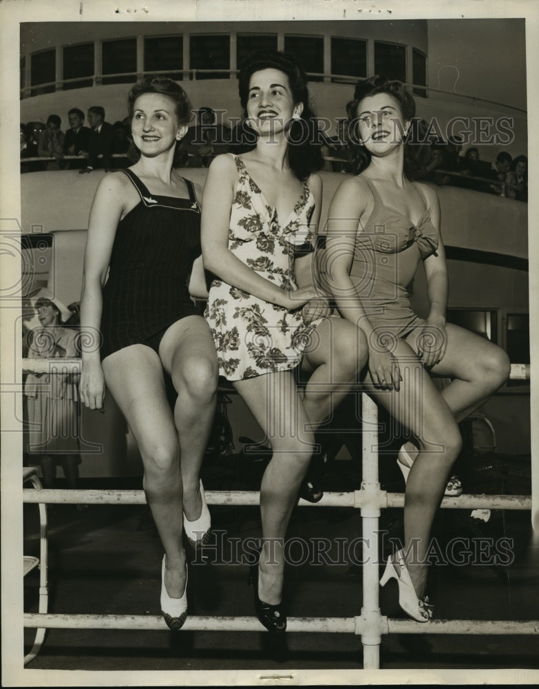 1942 Press Photo Rose Chandek, Dorothy Mrvosh & Charlotte Lemmer - mja14976-Historic Images