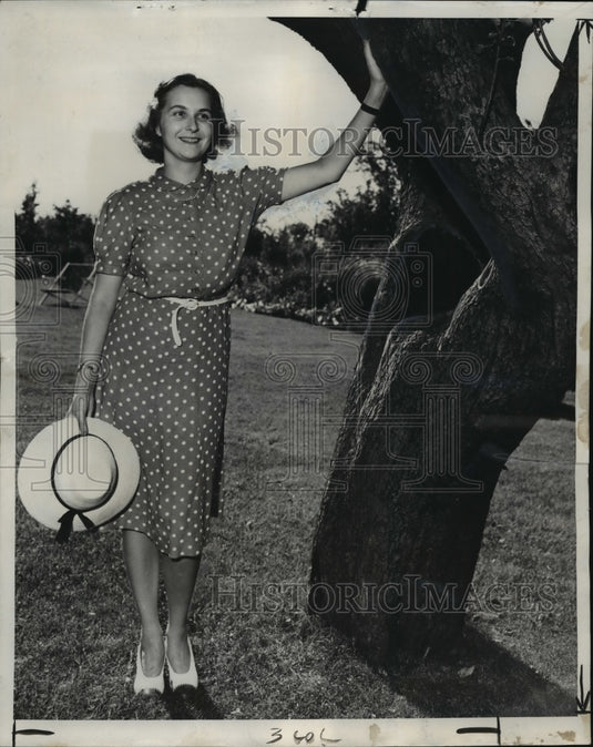 Press Photo Helen Benson Noyes, now Mrs. David Allerton Hyde - mja15147 - Historic Images