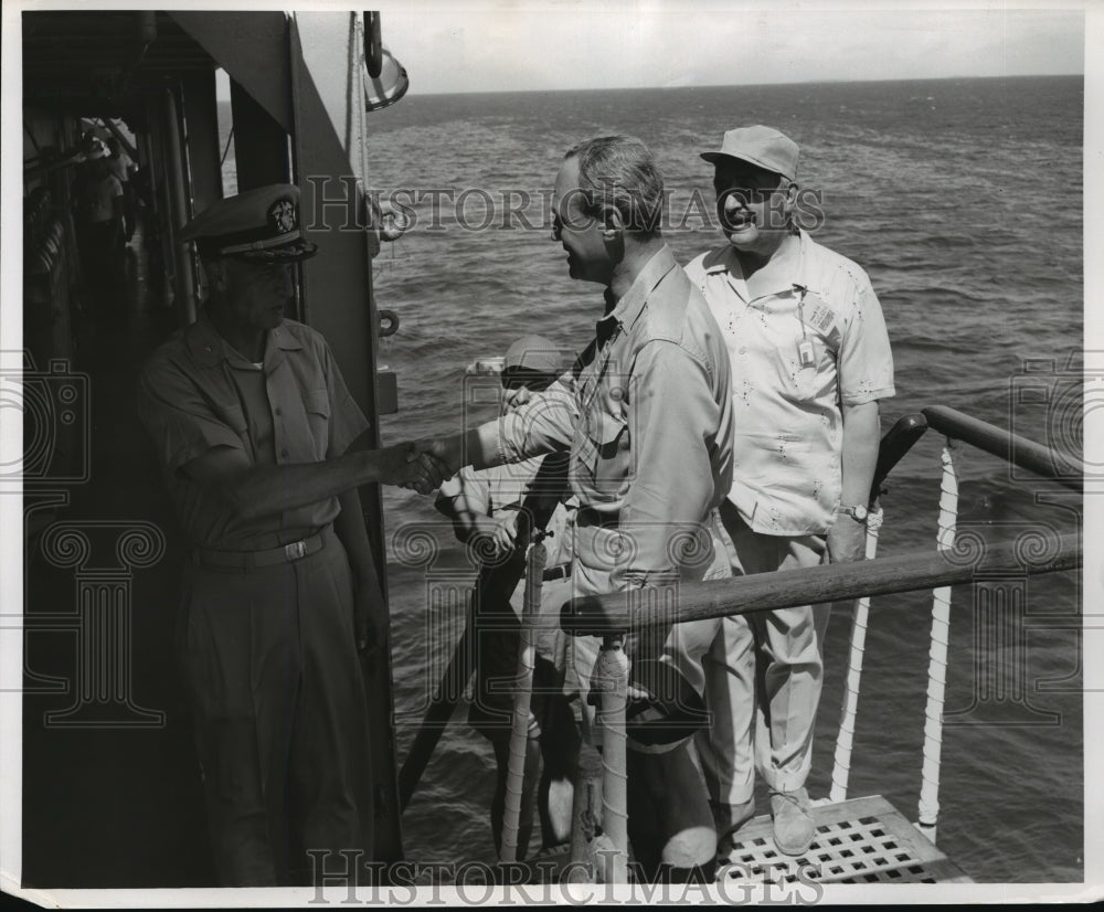 1956 Press Photo Capt. H7. A. Ranken, Gov Walter J. Kohler and Gen. Don Carlston-Historic Images