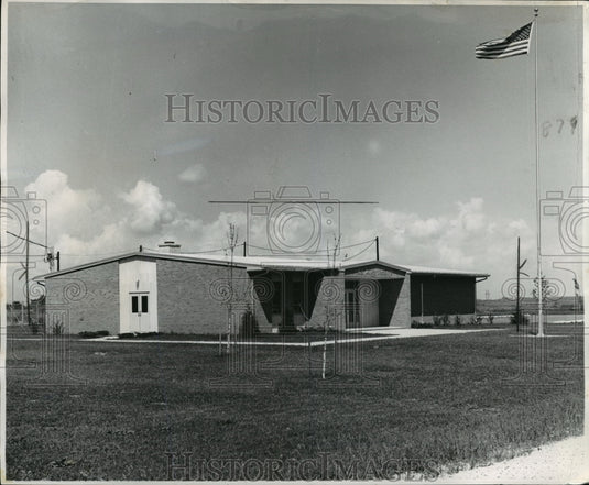 1951 Press Photo Kewaunee's new Army Reserve Armory - mja15411-Historic Images