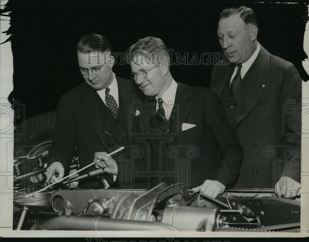 1935 Press Photo Gov. Philip F. La Follette, Read E. Widrig, Harry De Boer - Historic Images