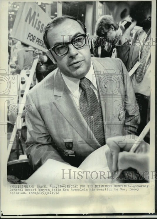 1972 Press Photo Wisconsin Atty. Gen. Robert W. Warren - mja15701 - Historic Images