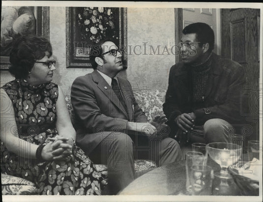 1972 Press Photo Atty. Gen. Robert W. Warren and his wife - mja15816 - Historic Images