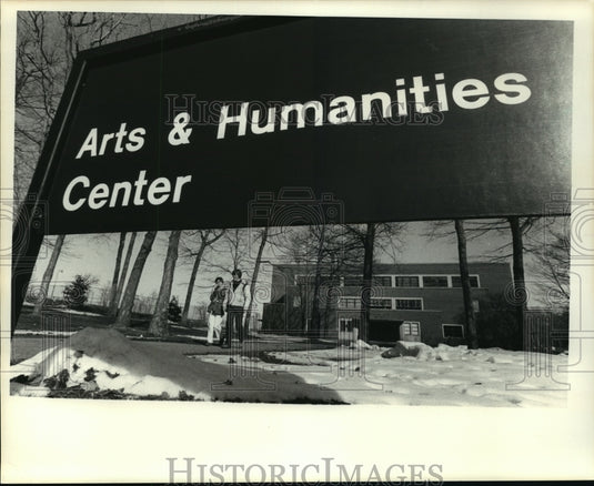 1984 Press Photo Sherman Gymnasium building became Arts & Humanities Center - Historic Images