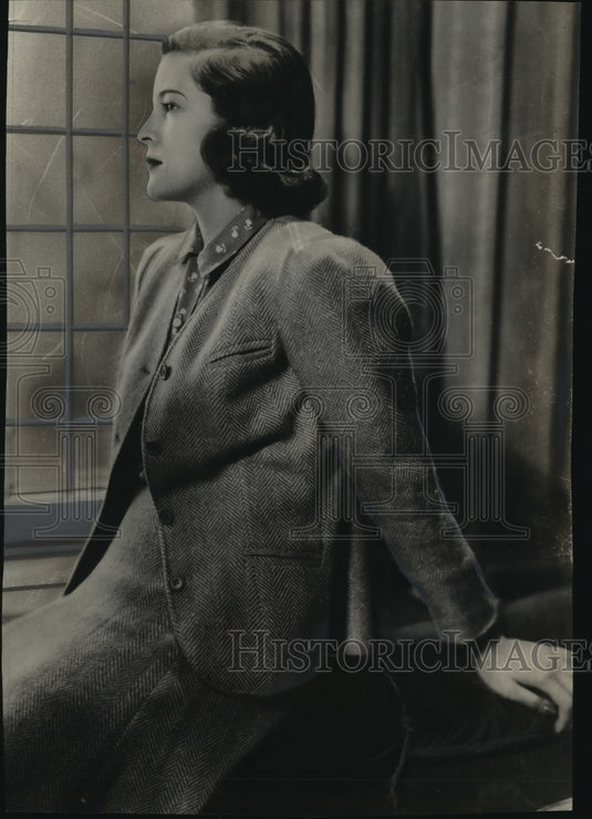1939 Press Photo Miss Barbara Buchanan to maker her debut to society at a party-Historic Images