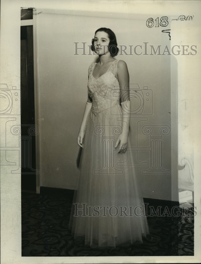 1937 Press Photo Virginia Loeffler - mja15867-Historic Images