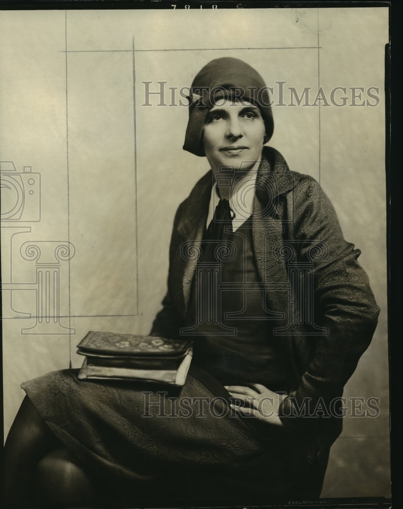 1935 Press Photo Mrs. Laura Bryan, Milwaukee and Oconomowoc society matron - Historic Images