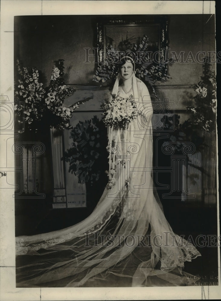 Press Photo Bridal picture of Mrs. William H. Davidson Jr.-Historic Images