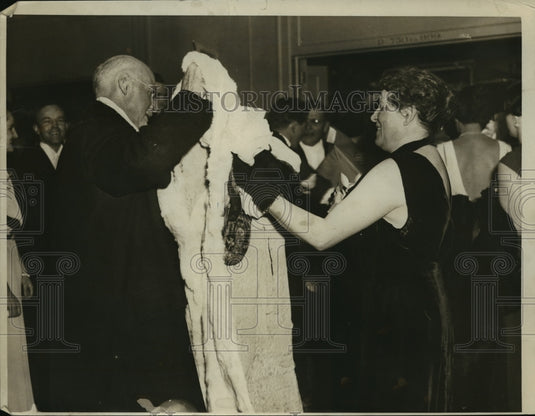 Press Photo Dr. and Mrs. Holbrook - mja16259-Historic Images