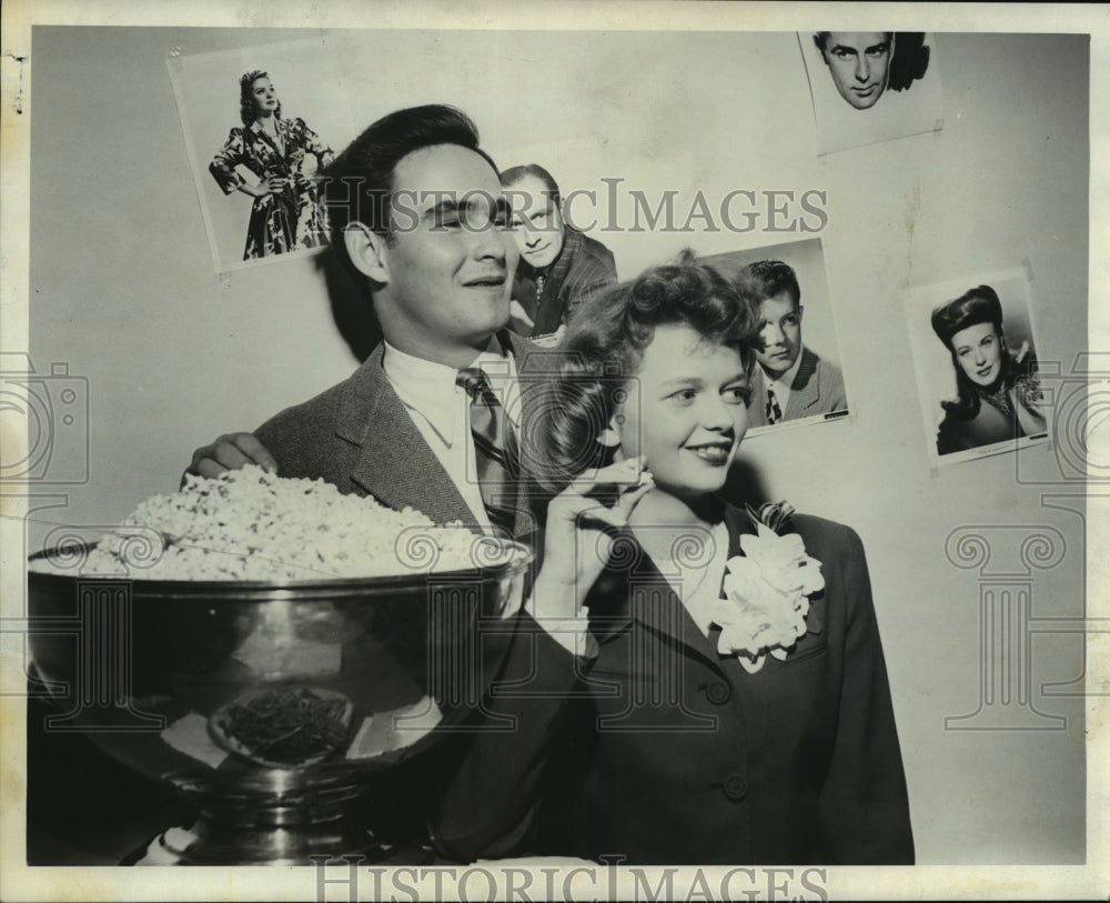 1945 Press Photo Moule Sanisiz - mja16804 - Historic Images