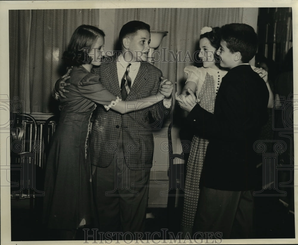 1939 Barbara Blakney, Joan Richter, Joe Daggett &amp; Bill Browne - Historic Images
