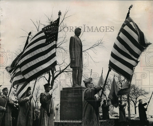1961 Press Photo Abraham Lincoln's 152nd birthday celebration - mja17034-Historic Images