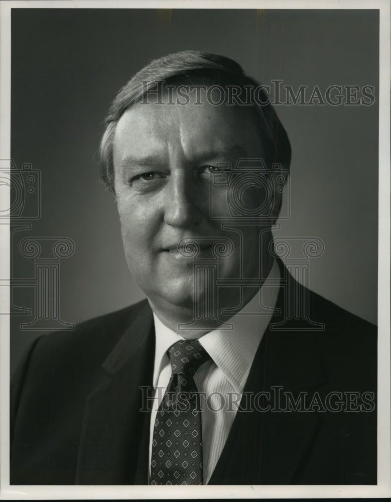 1983 Press Photo George F Villwock,Chairman of the Board,Chief Executive Officer - Historic Images