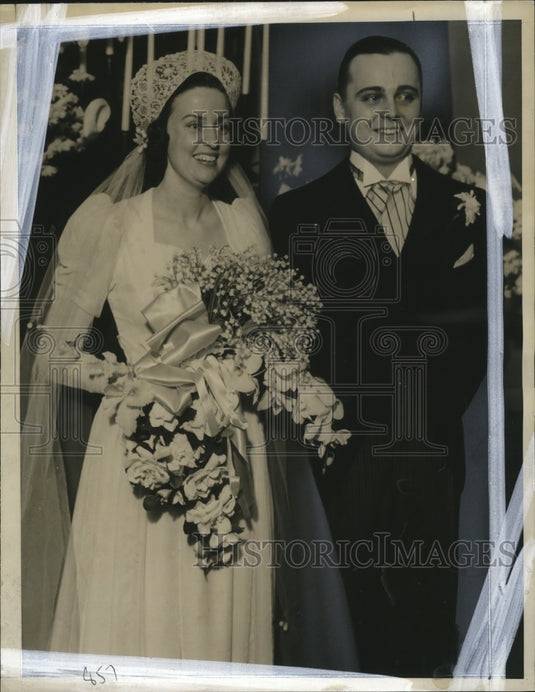 1939 Press Photo Mr. and Mrs. Davidson's wedding reception at the Woman's club - Historic Images