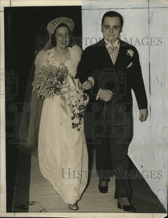 1939 Press Photo The newly married Walter C. Davidsons on their honeymoon trip - Historic Images
