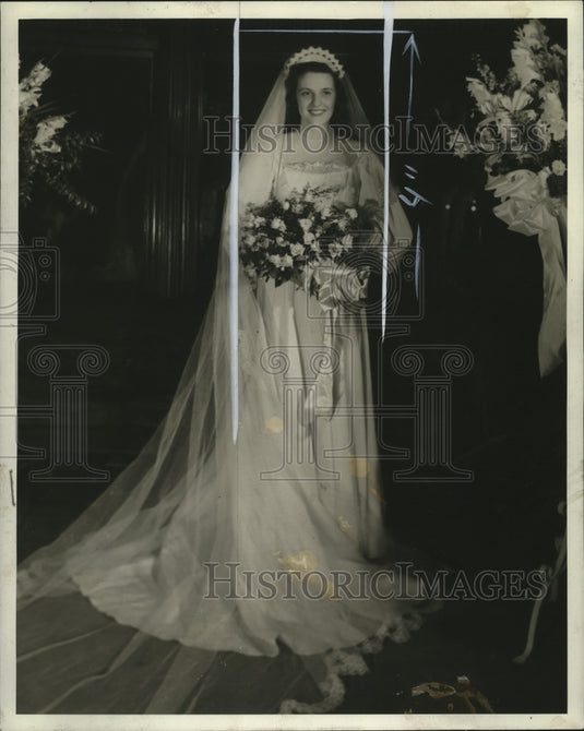 1940 Mrs. William H. Elliot  - Historic Images