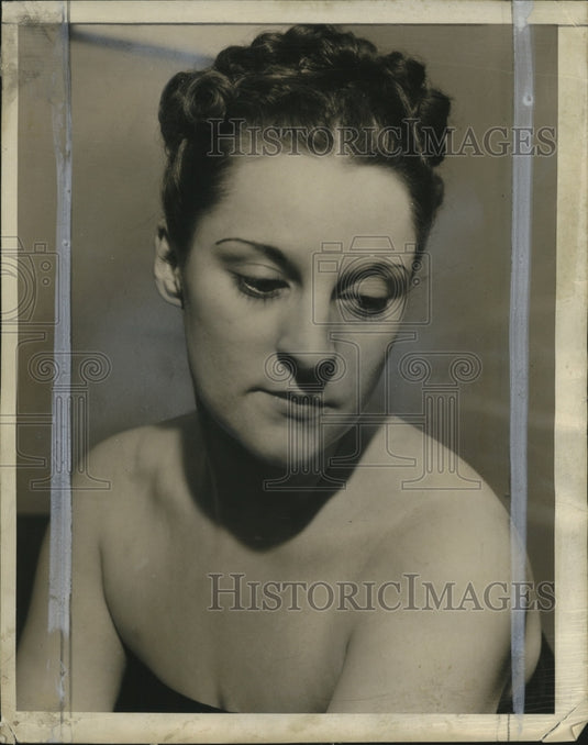 1938 Betty Bassett, now Gustave Blatz Jr.  - Historic Images