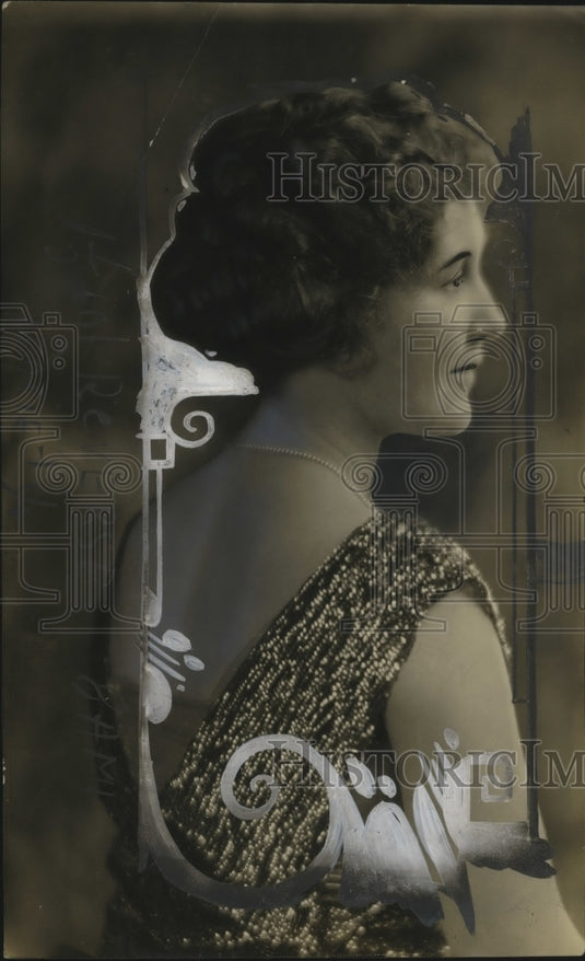 Mrs. Gustav Blatz-Historic Images