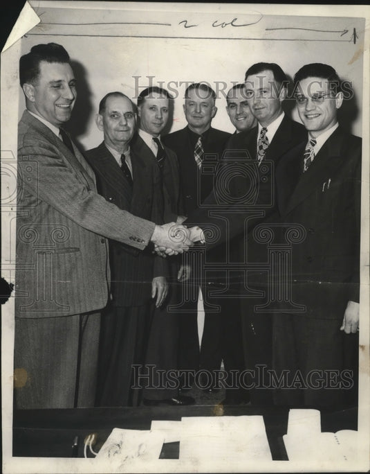 1947 Press Photo Elkhorn Wisconsin City Council - mja18410 - Historic Images