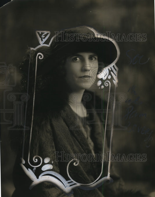 Press Photo Mrs. Roland Coerper - mja18420-Historic Images