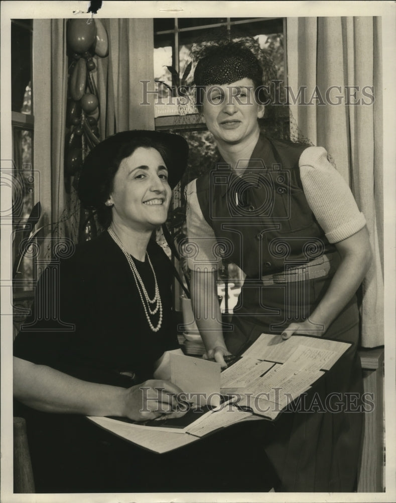 1941 Press Photo Mrs Norman Breslauer &amp; Mrs Larry Goodman - Historic Images