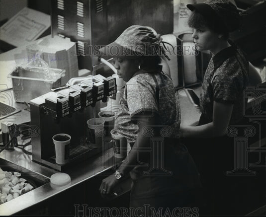 1982 Press Photo Scene from Arby's Roast Beef Restaurant - mja18736-Historic Images