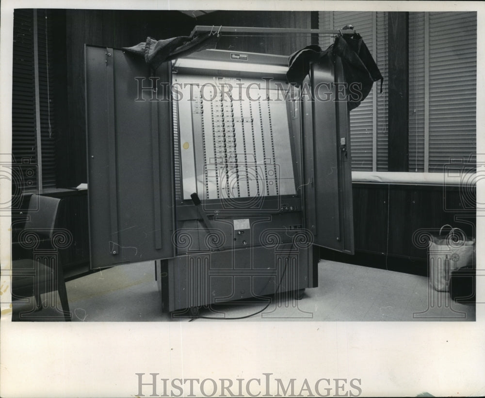 1965 Press Photo Automated Voting Machine - mja18778-Historic Images