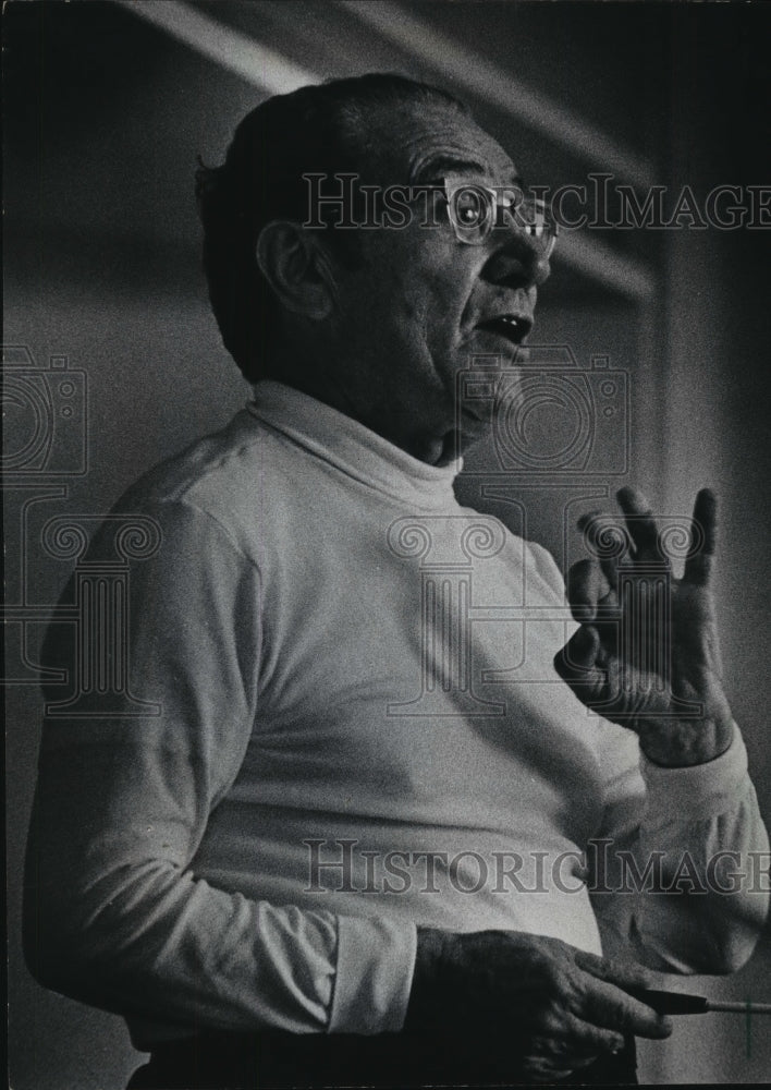 1978 Press Photo Conductor Alfredo Antonini rehearsed the Milwaukee Symphony - Historic Images