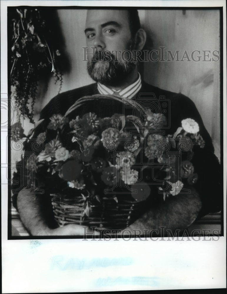 1994 Press Photo Raymond Waites, VP &amp; Chief Creative Dir for Gear Holdings, NY-Historic Images