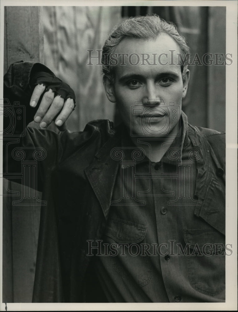 1988 Press Photo Rock Singer Adam Ant Stars in New NBC Movie (9-11 p.m., - Historic Images