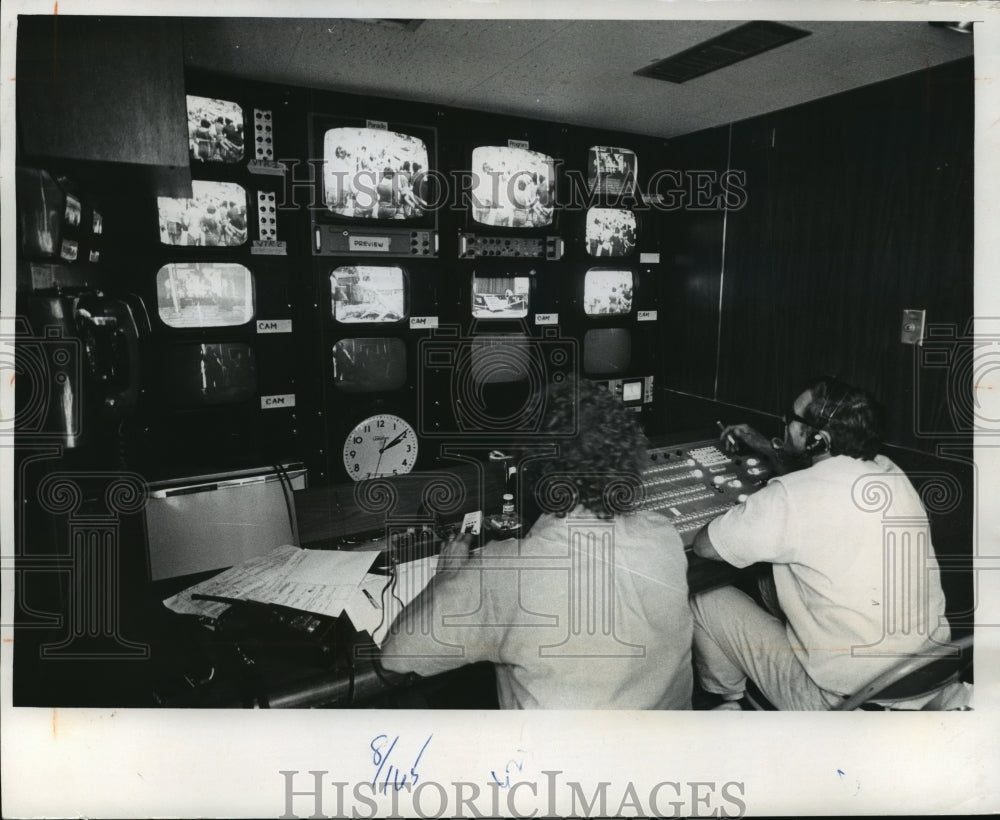 1973 Press Photo WTMJ, WTMJ-FM and WTMJ-TV miscellenous truck - mja19982 - Historic Images