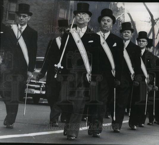 1957 Press Photo Knights of Columbus's annual memorial corporate communion - Historic Images