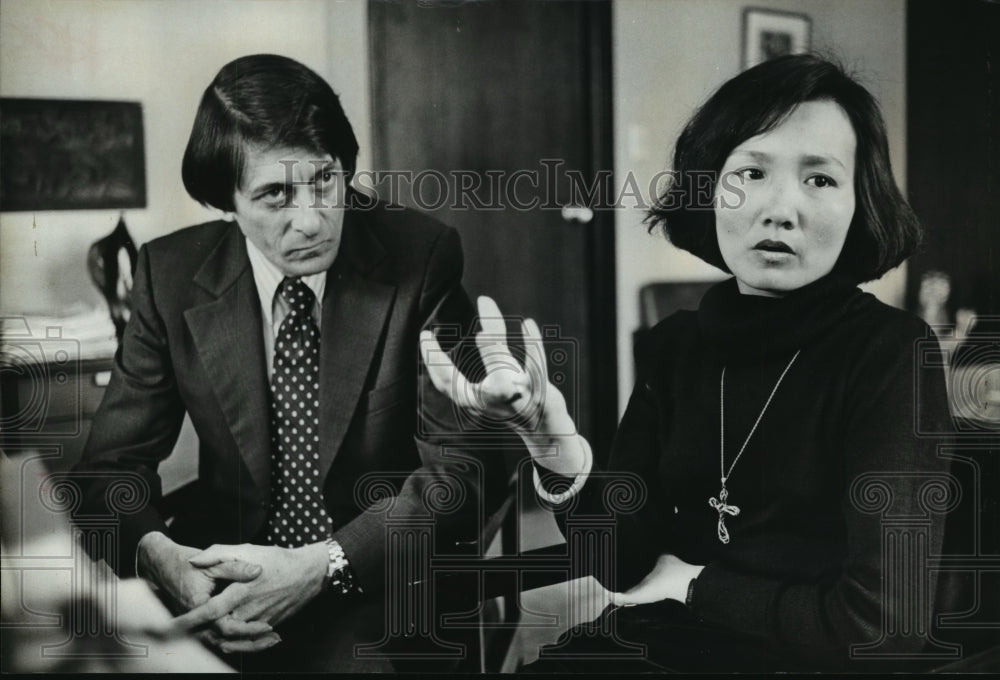 1980 Press Photo Edwin Cannon &amp; wife Thu Lieu, legal battle with Ford - Historic Images