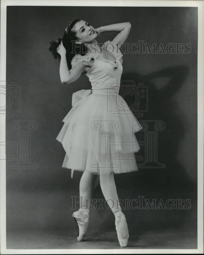 1972 Press Photo Jeanne Armin Dancer - mja20739- Historic Images