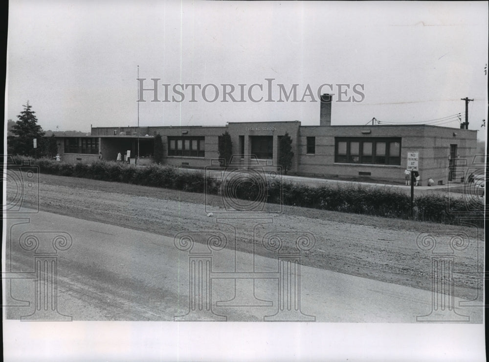 1968 Press Photo Cushing School, Waukesha County - Historic Images