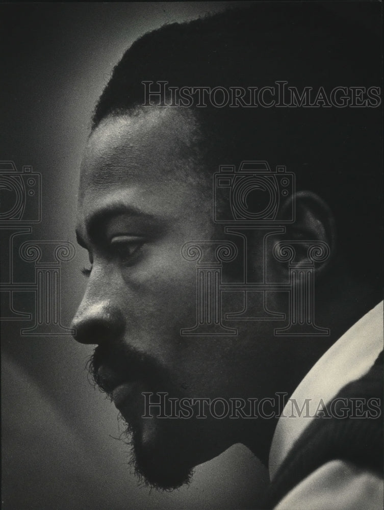 1986 Press Photo Wilbert Wesley in court - Historic Images