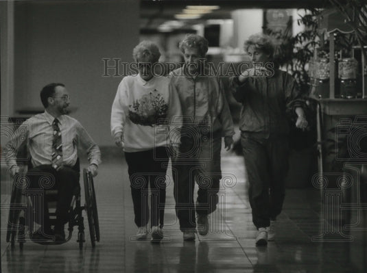 1994 Press Photo Dan Wilson, Ruth Modrow, Joyce Rowe and Jean Engelbrecht - Historic Images