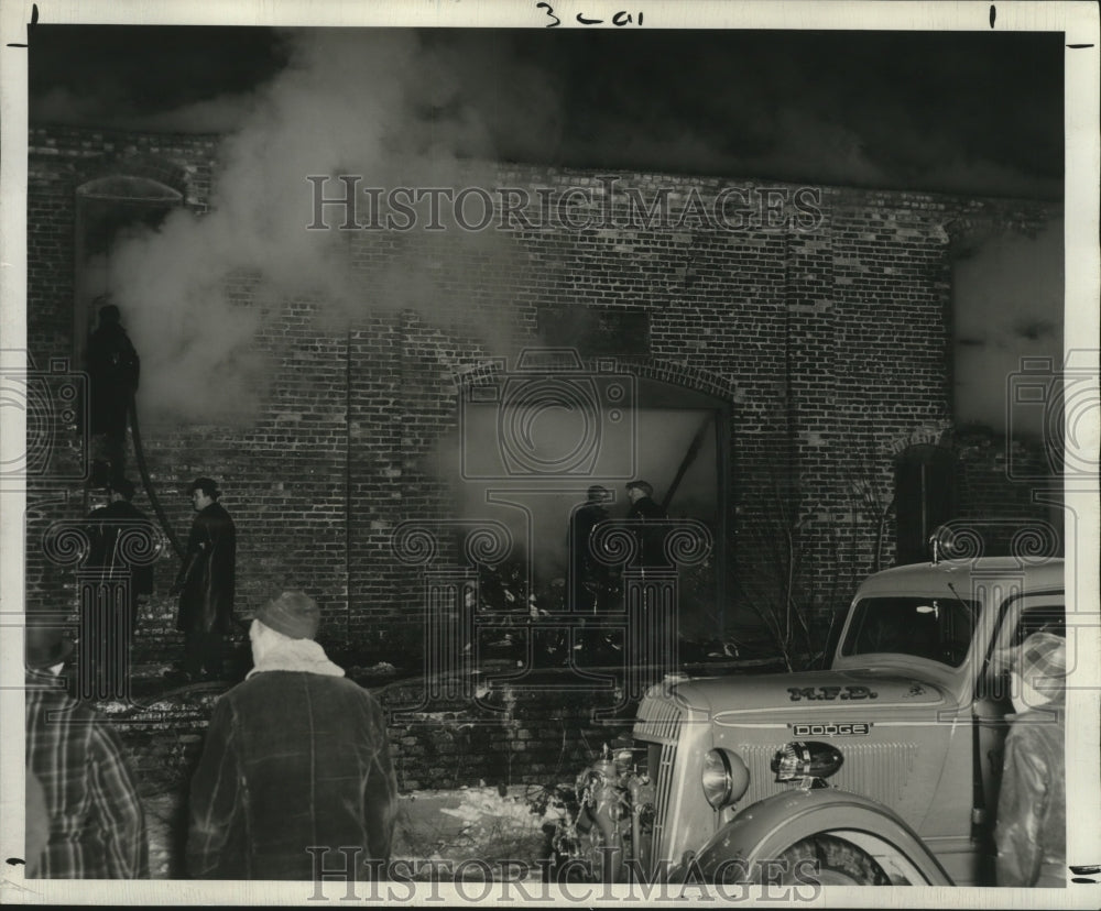 1941 Press Photo Mayville firemen fought about six hours on a fire - Historic Images