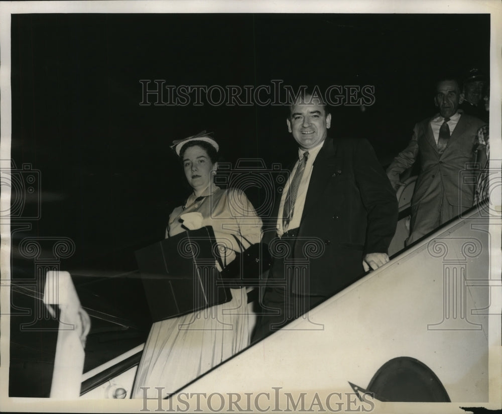 1954 Press Photo Mr. and Mrs. Joseph McCarthy - mja22994-Historic Images