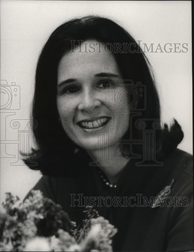 1974 Press Photo Marina Whitman, pres. of Council of Economic Advisers - Historic Images