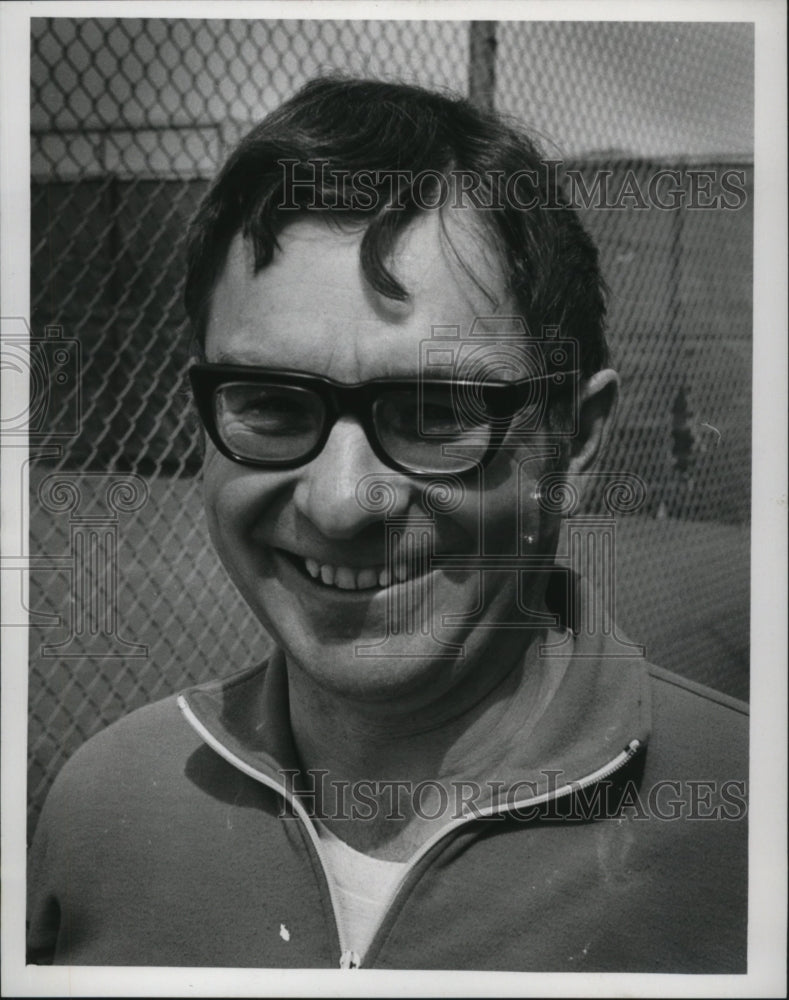 1979 Press Photo Burt Wethe Brookfield East Coach - mja23512 - Historic Images