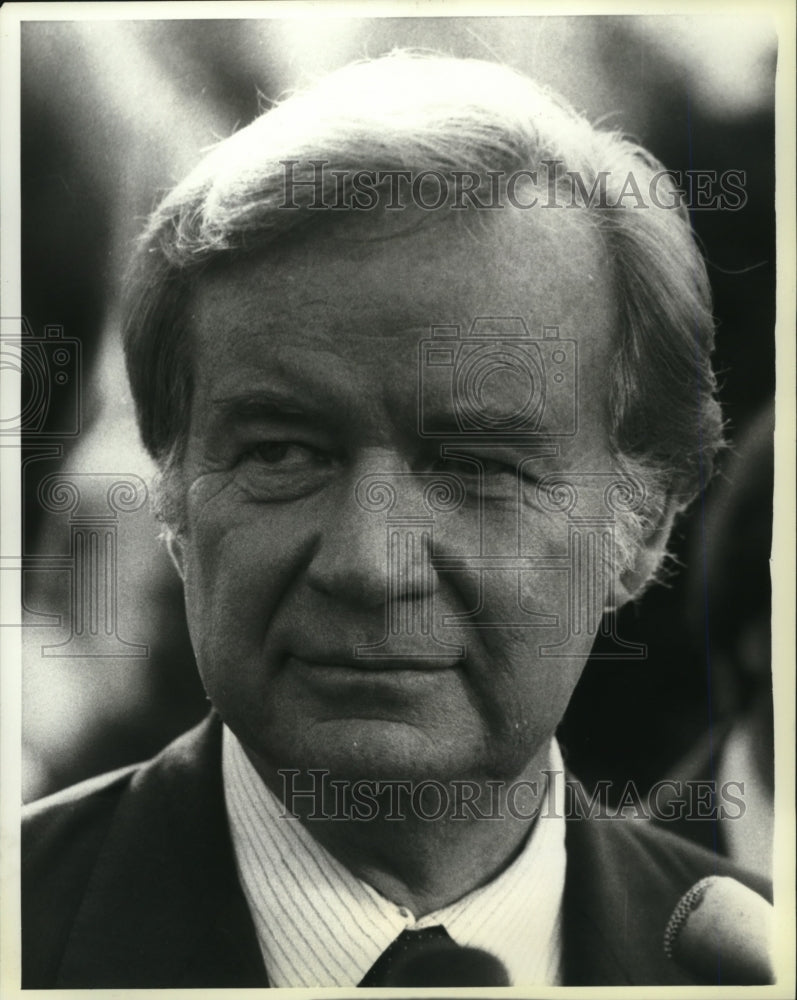 1968 Press Photo Democratic National Chairman John C. White at White House - Historic Images