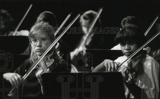 1995 Press Photo Tatyana Breslavska, Athena Ford Rehearse for Cultural Exchange - Historic Images